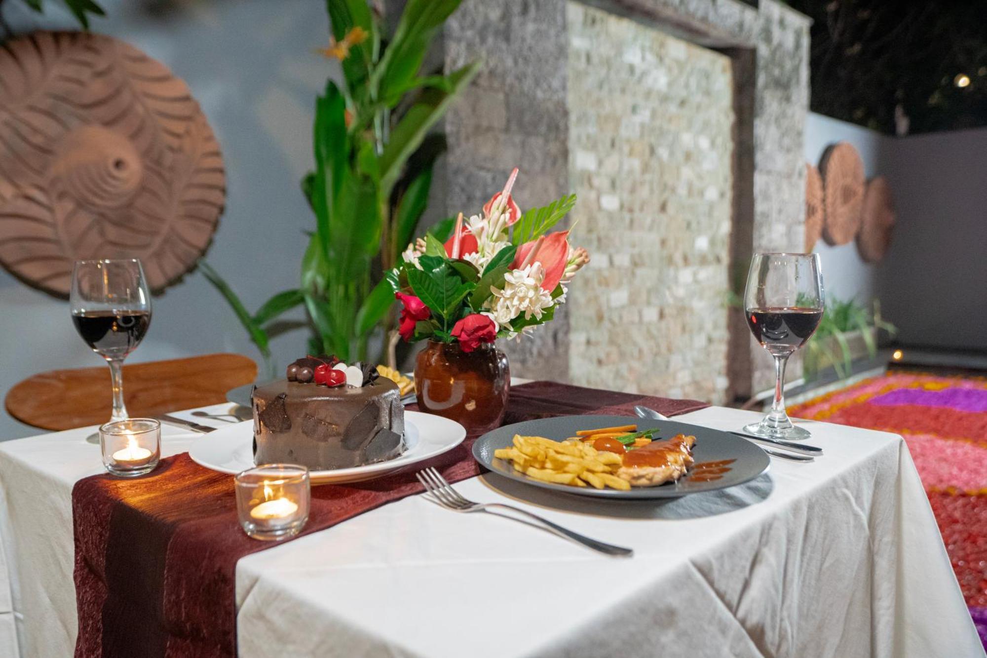 Kusuma Living And Villa Seminyak Exterior foto